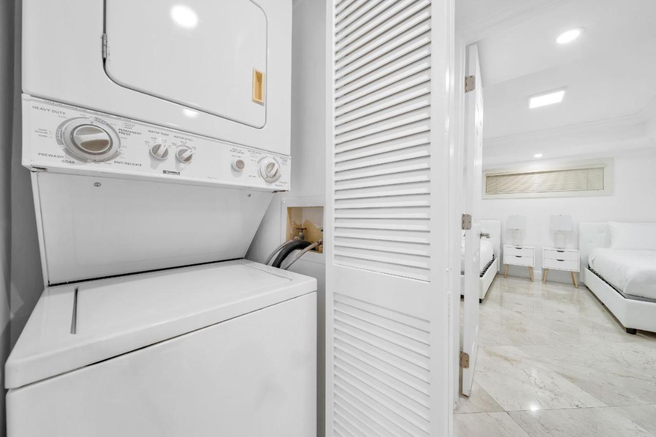 Unforgettable Water Views Oasis Apartment Doral Exterior photo
