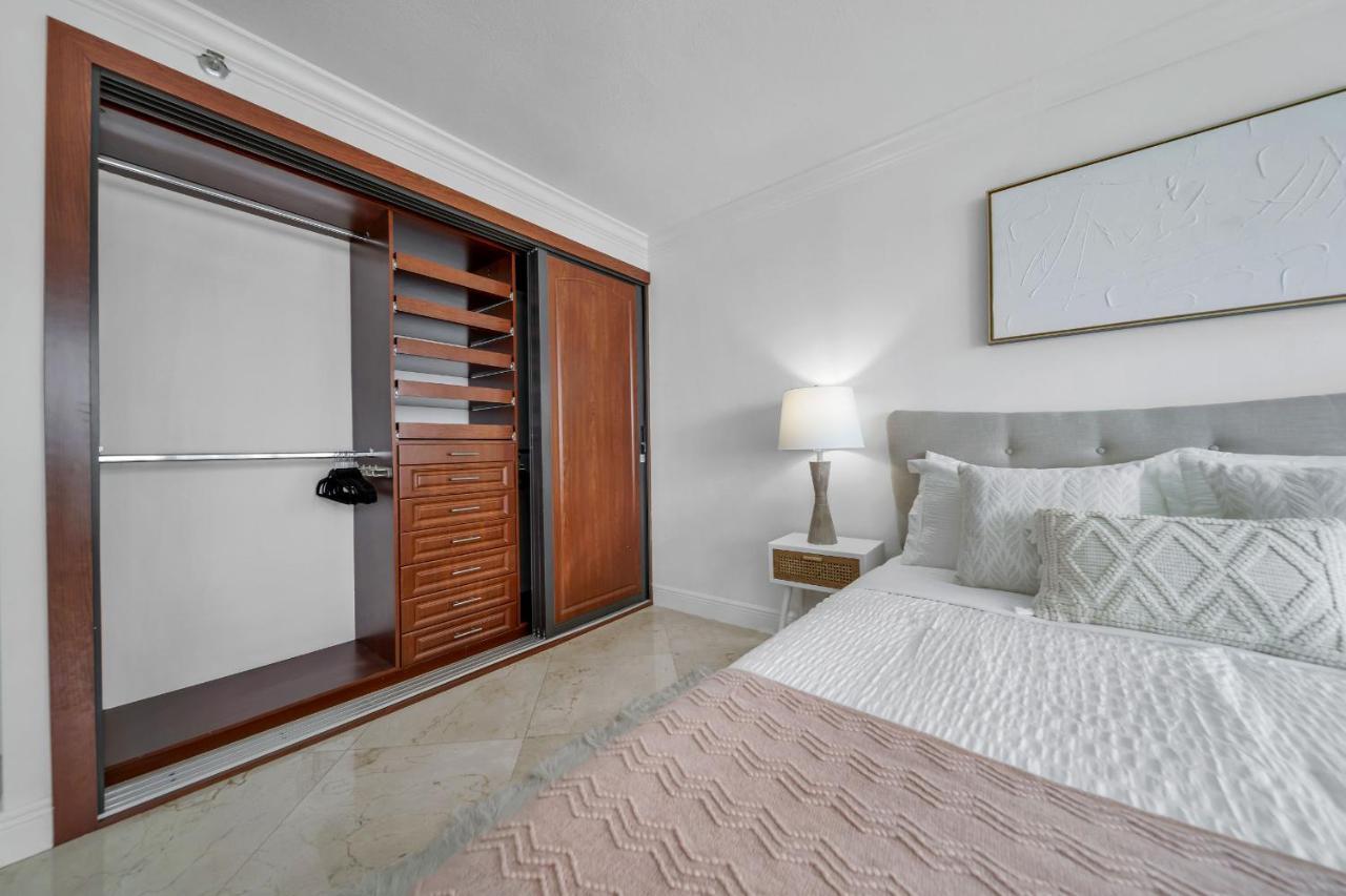 Unforgettable Water Views Oasis Apartment Doral Exterior photo
